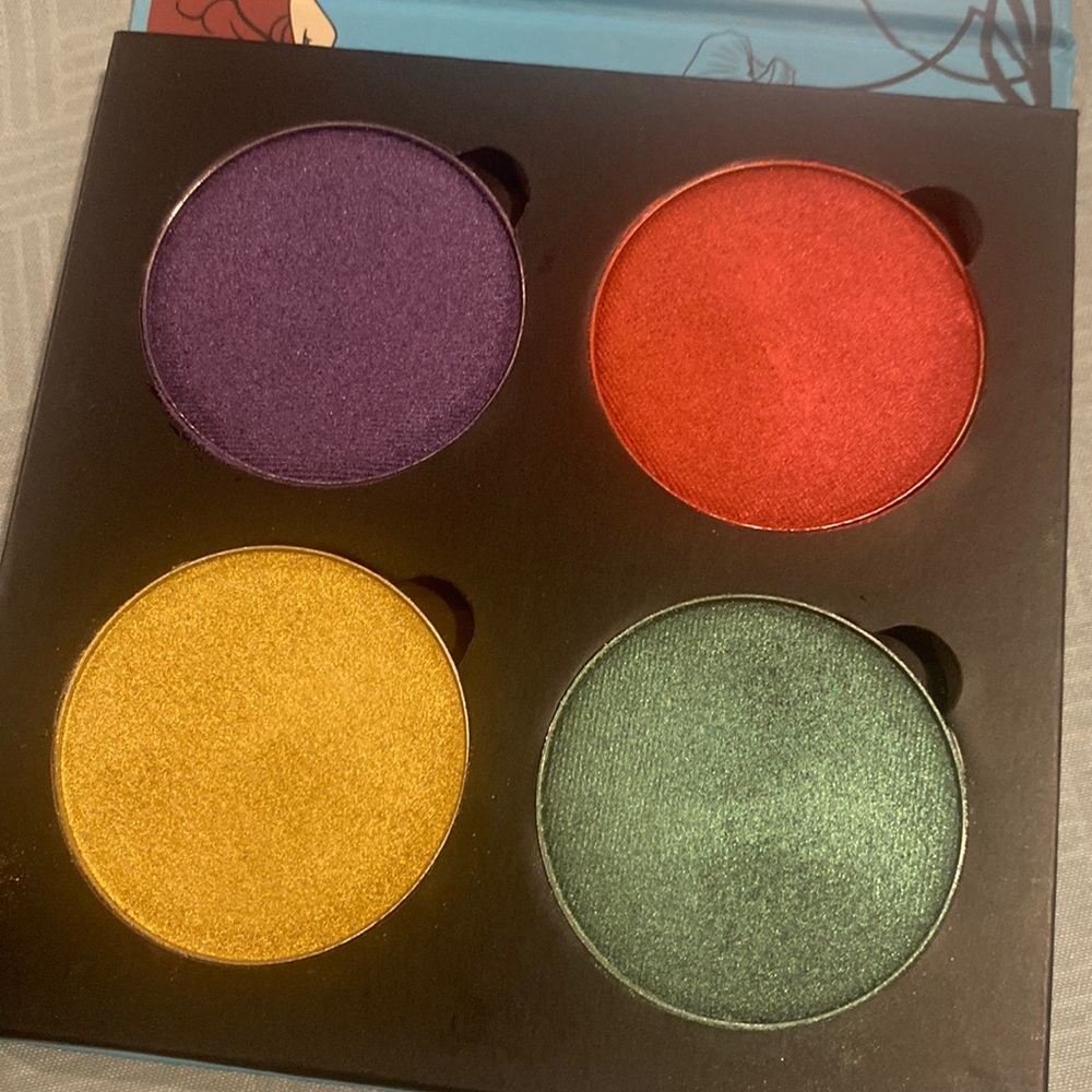 Saucebox Art Nouveau Eyeshadow Palette